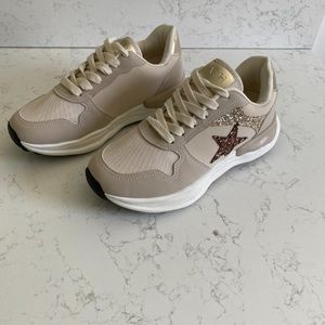 -New Vintage Havana Run Blush Multi Women’s Fashion Sneakers Size 7.5